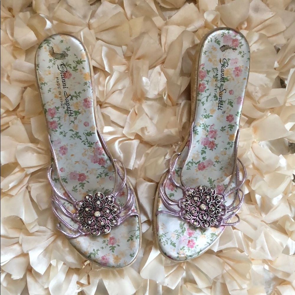 Gorgeous feminine Gianni  Sanetti wedges